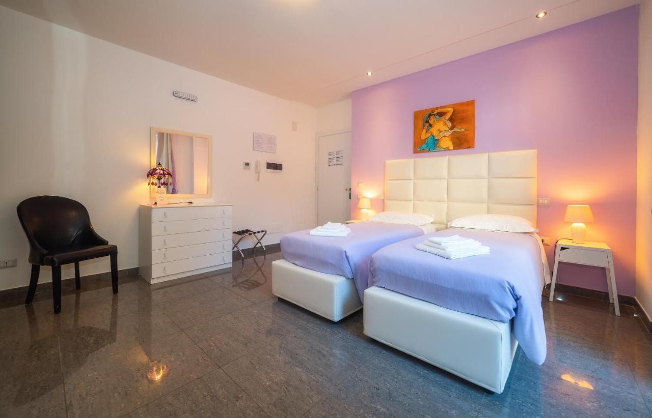 Palazzo Leo Suite And Apartment Lecce Dış mekan fotoğraf