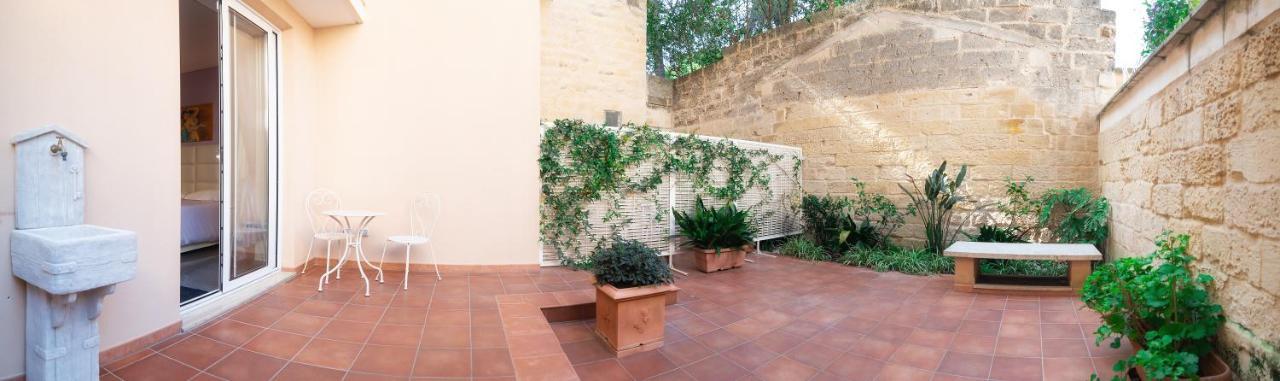Palazzo Leo Suite And Apartment Lecce Dış mekan fotoğraf