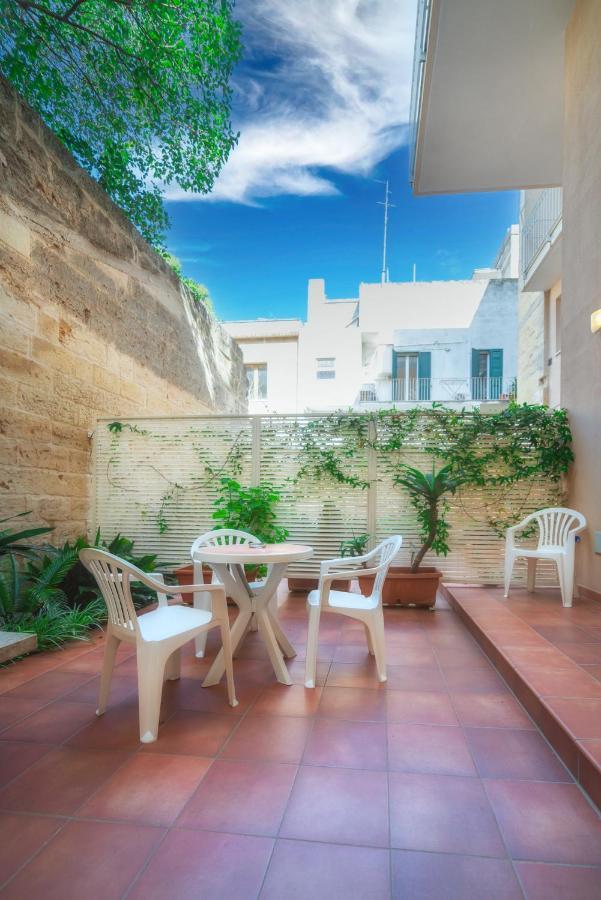 Palazzo Leo Suite And Apartment Lecce Dış mekan fotoğraf