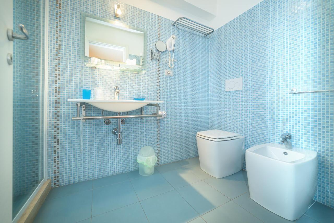 Palazzo Leo Suite And Apartment Lecce Dış mekan fotoğraf