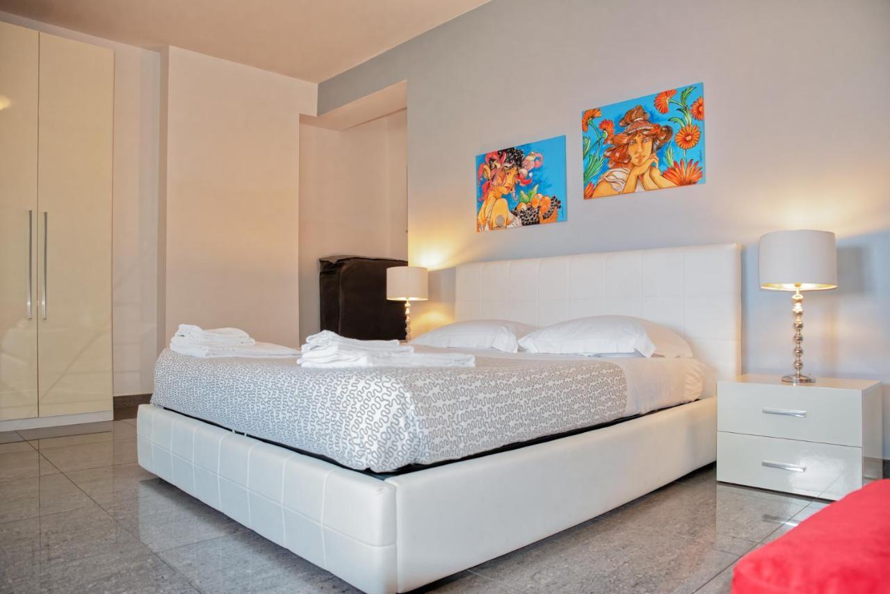 Palazzo Leo Suite And Apartment Lecce Dış mekan fotoğraf