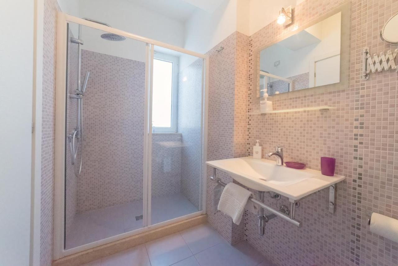 Palazzo Leo Suite And Apartment Lecce Dış mekan fotoğraf